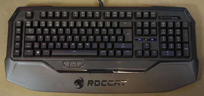 Продам механічну клавіатуру Roccat