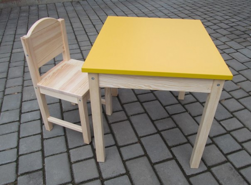Продаю новий меблевий дитячий комплект в стилі ІКЕА (столик + стілець)